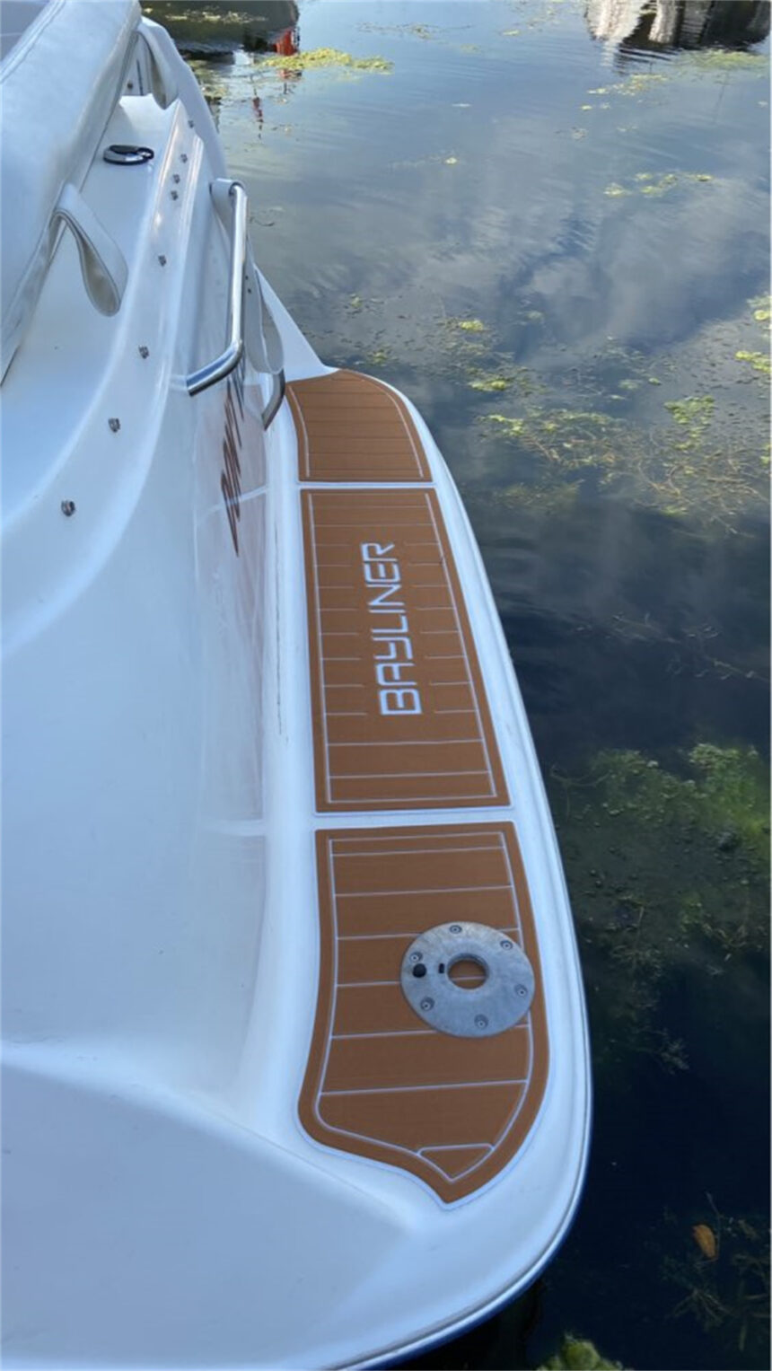 Tapis De Pont QuickSilver 755 – EVA Mousse Imitation Teck Pour Plateforme Bateau